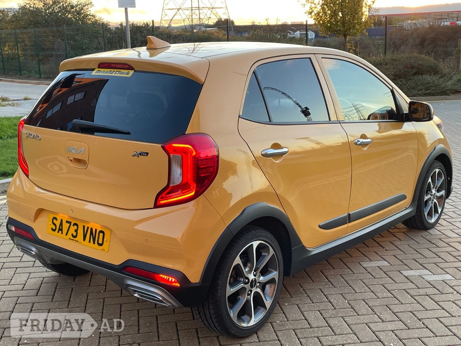Kia Picanto 2023 - Cars