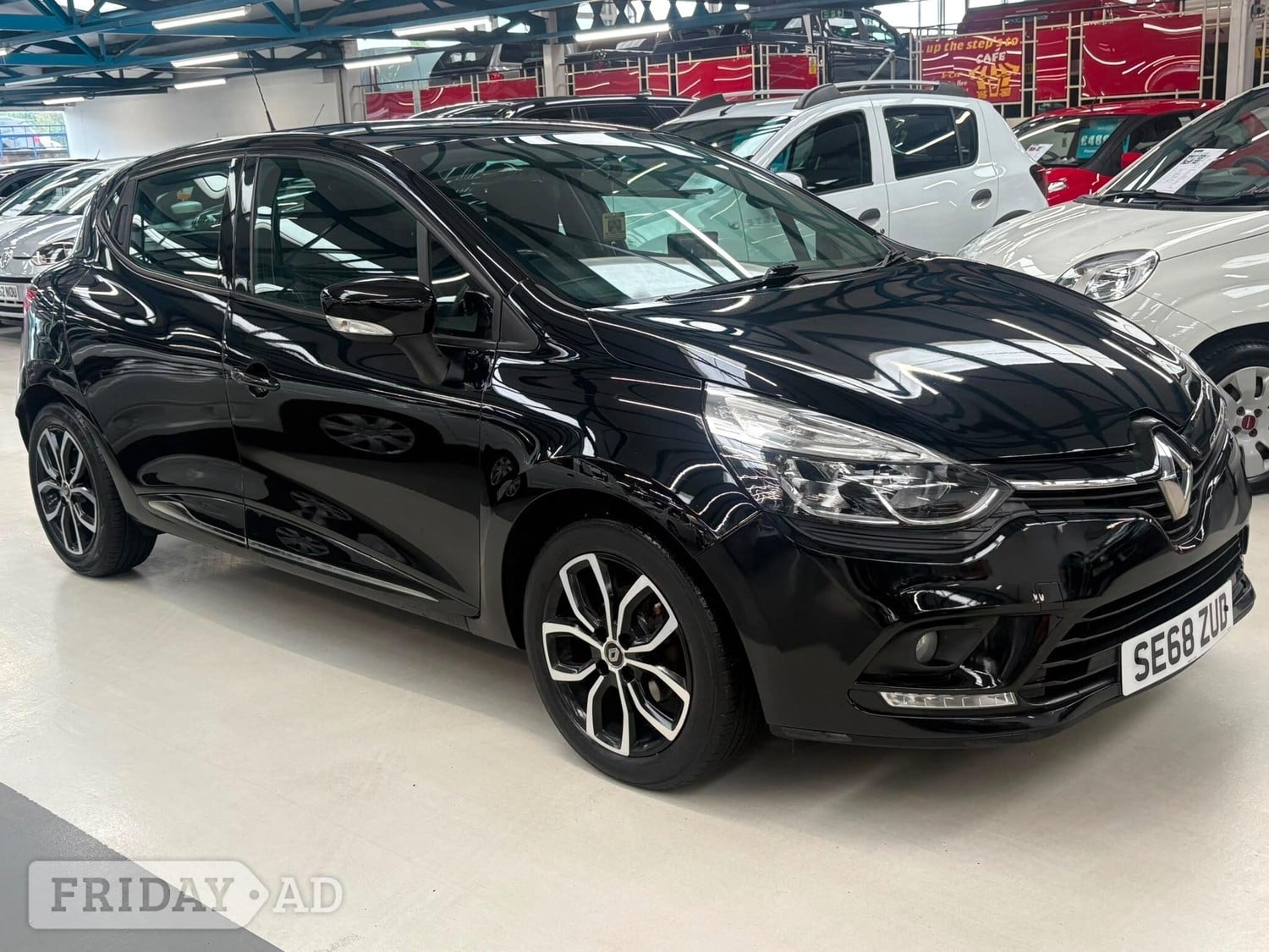 [ berth ]Renault Clio