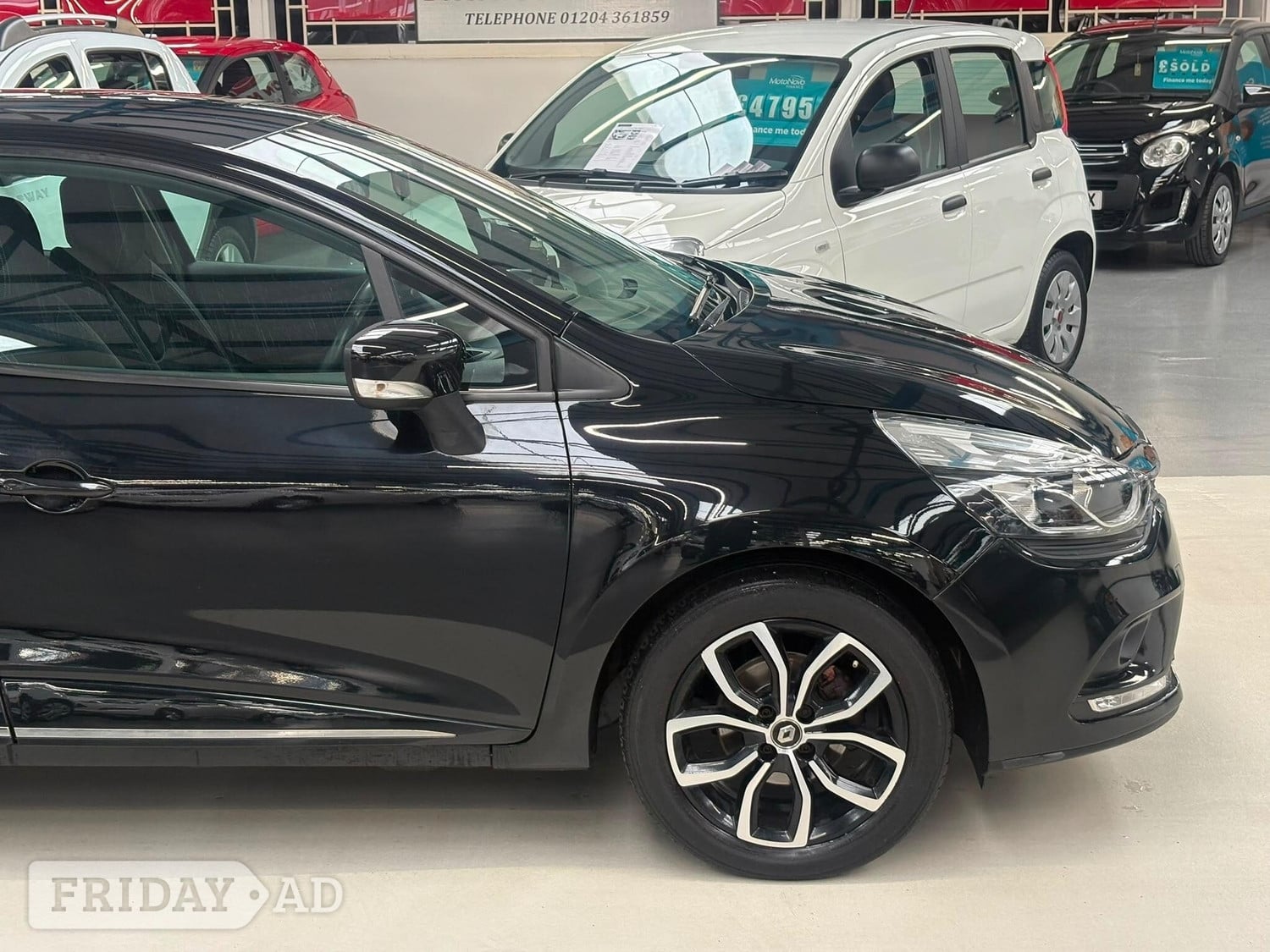 Renault Clio 2019 - Cars in Bolton