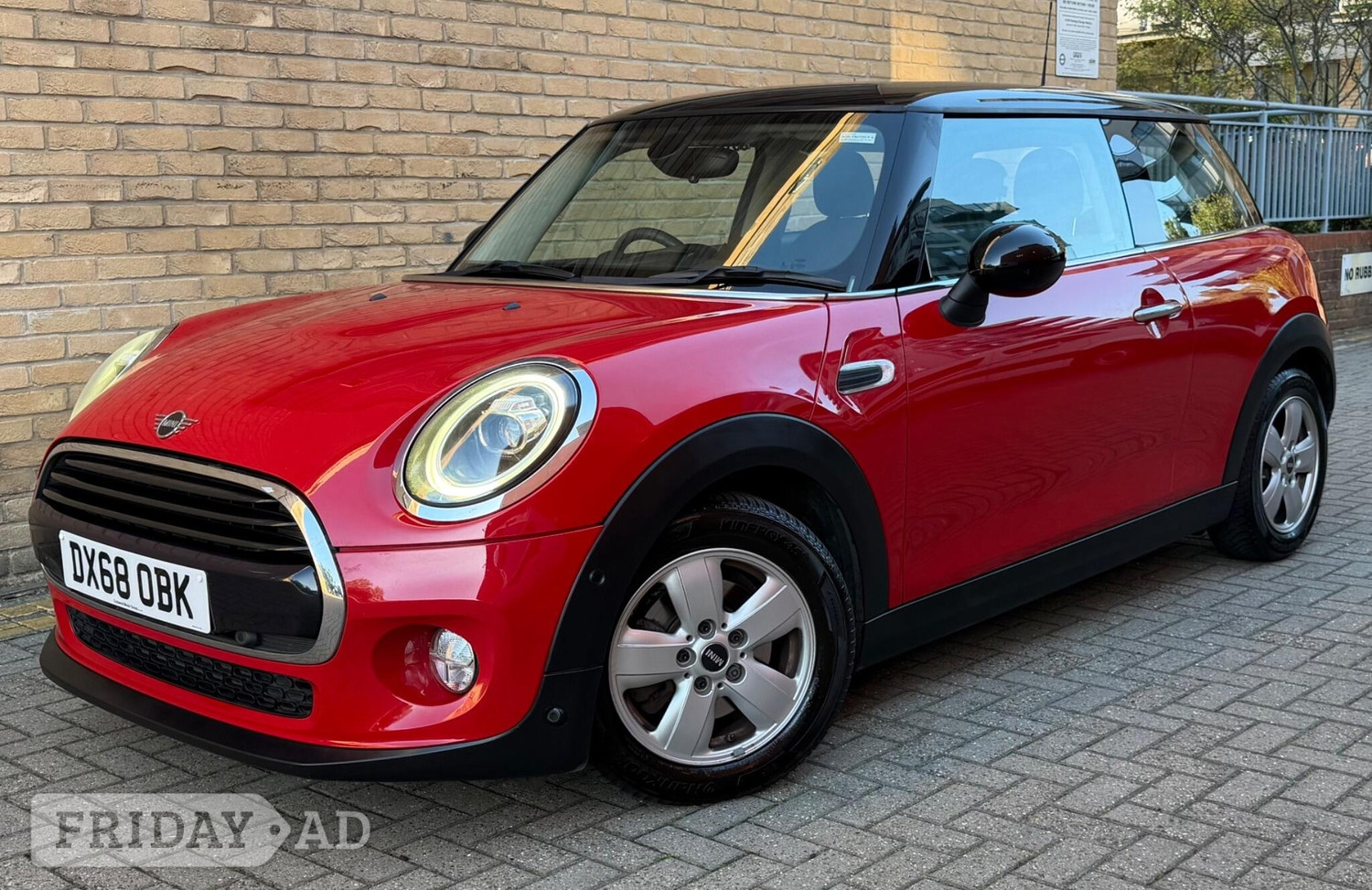 Mini Hatch 2018 - Cars in Willesden