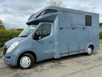 Regent Long Stall Model Vauxhall Movano  Horsebox