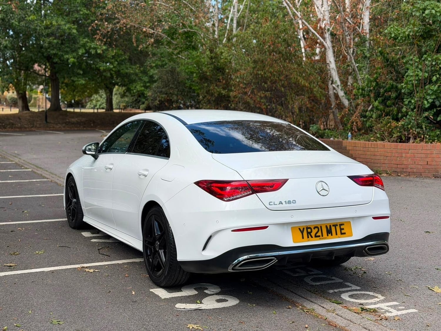 [ berth ]Mercedes-Benz CLA Class