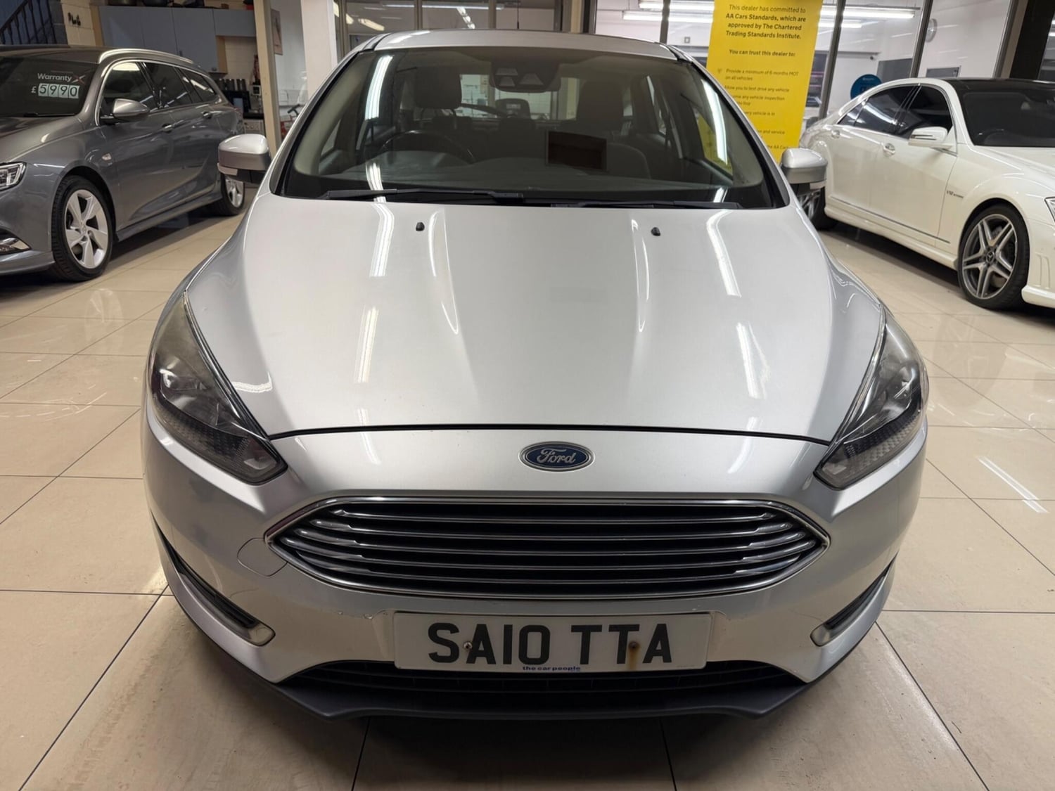 [ berth ]Ford Focus