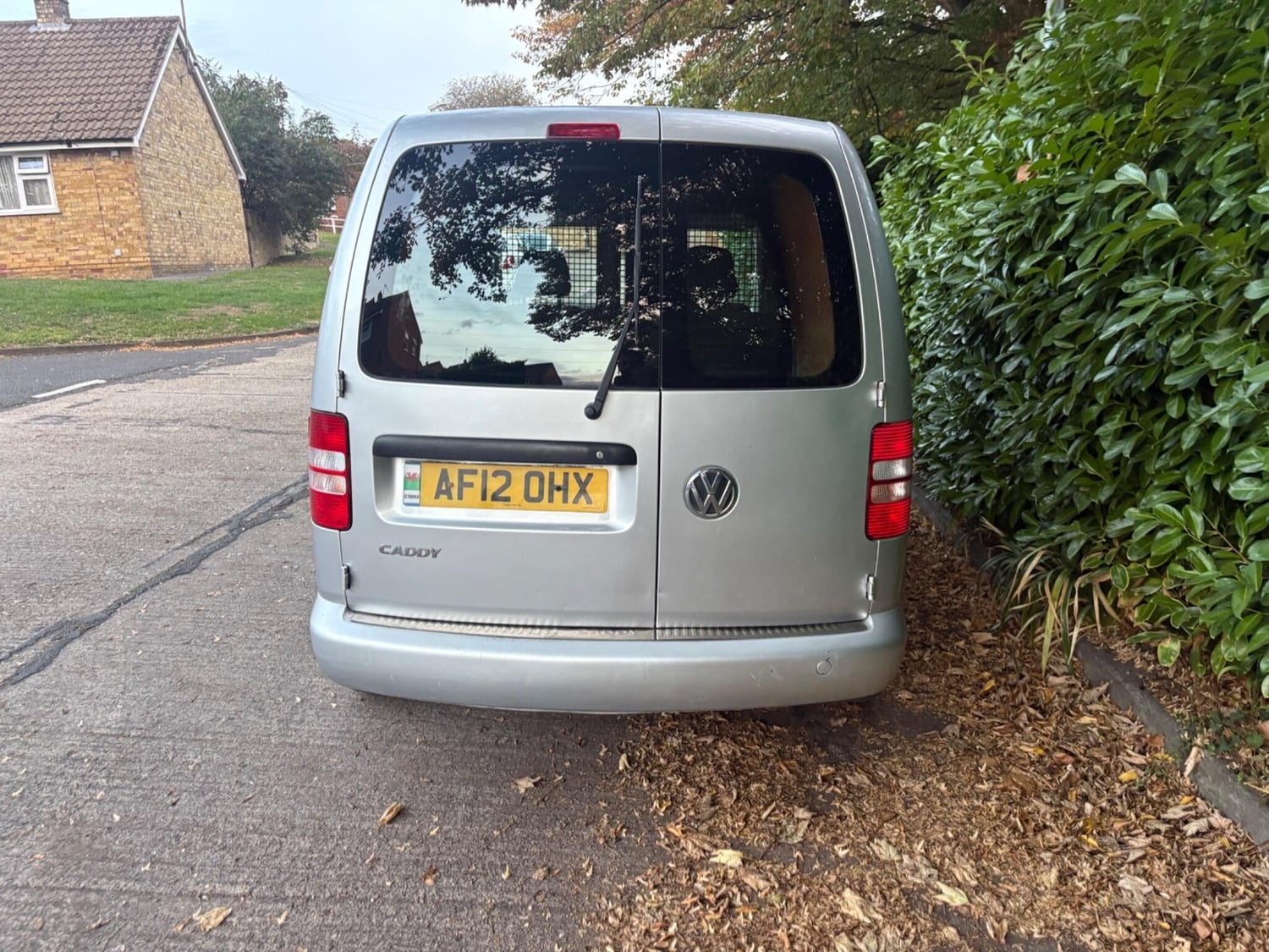Volkswagen Caddy 2012 - Vans & Commercial Vehicles