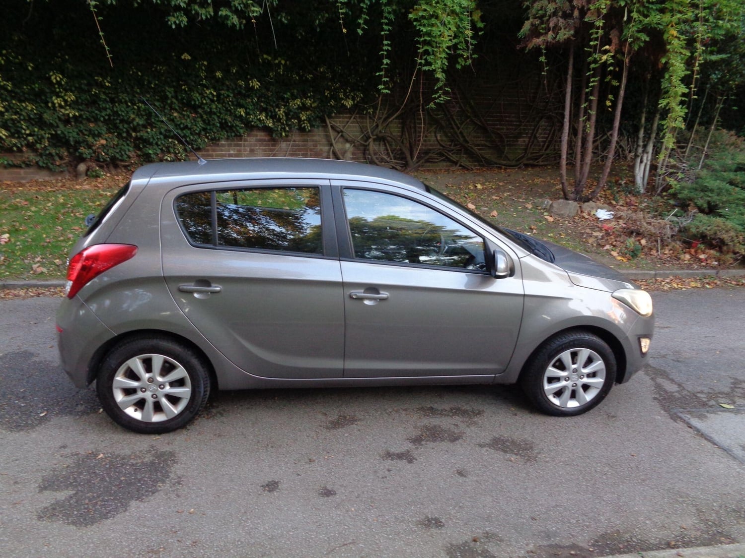 [ berth ]Hyundai i20