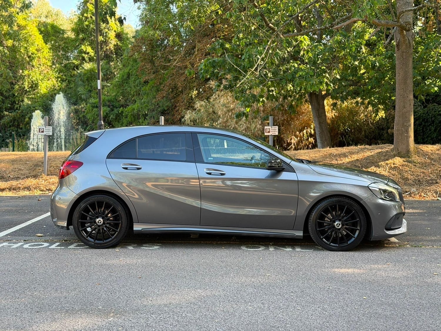 [ berth ]Mercedes-Benz A Class