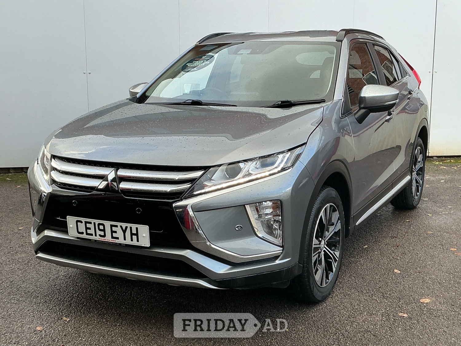 Mitsubishi Eclipse Cross Porth