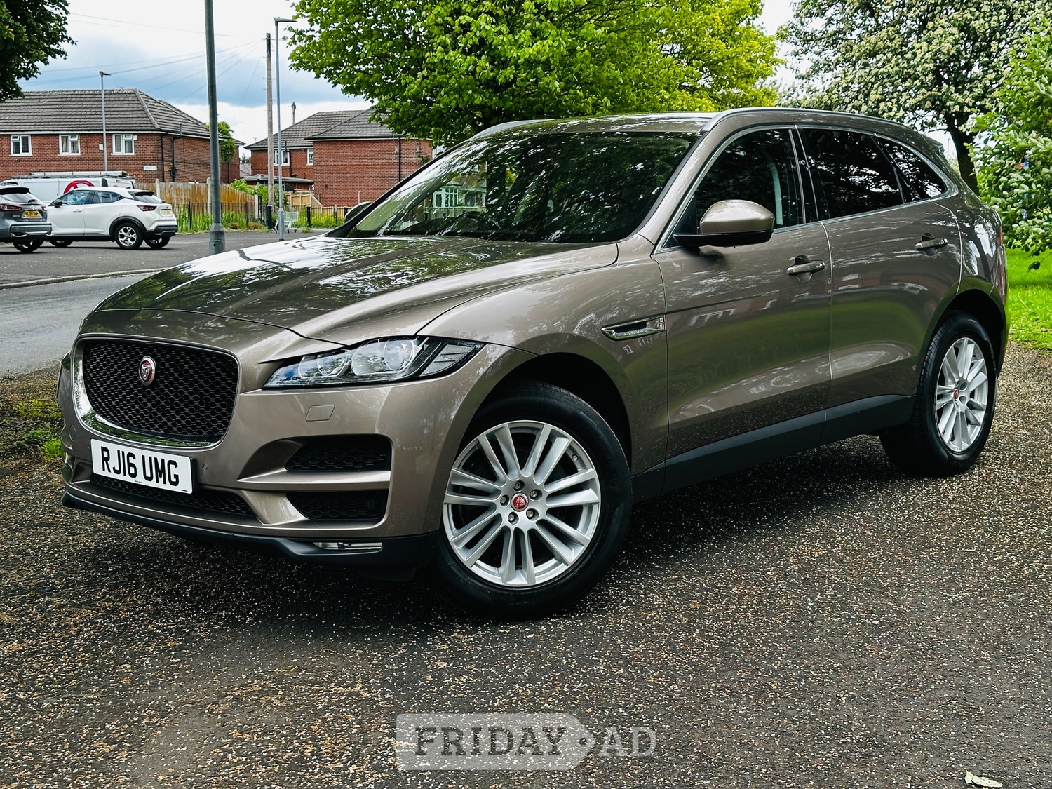 Jaguar F-Pace 2016 - Cars
