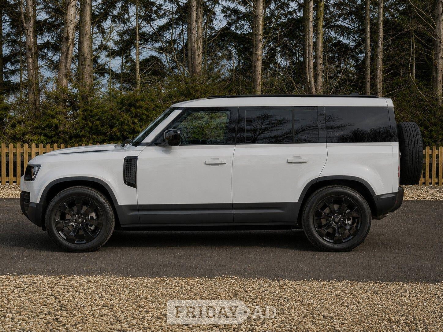 Land Rover Defender 110 Newbury