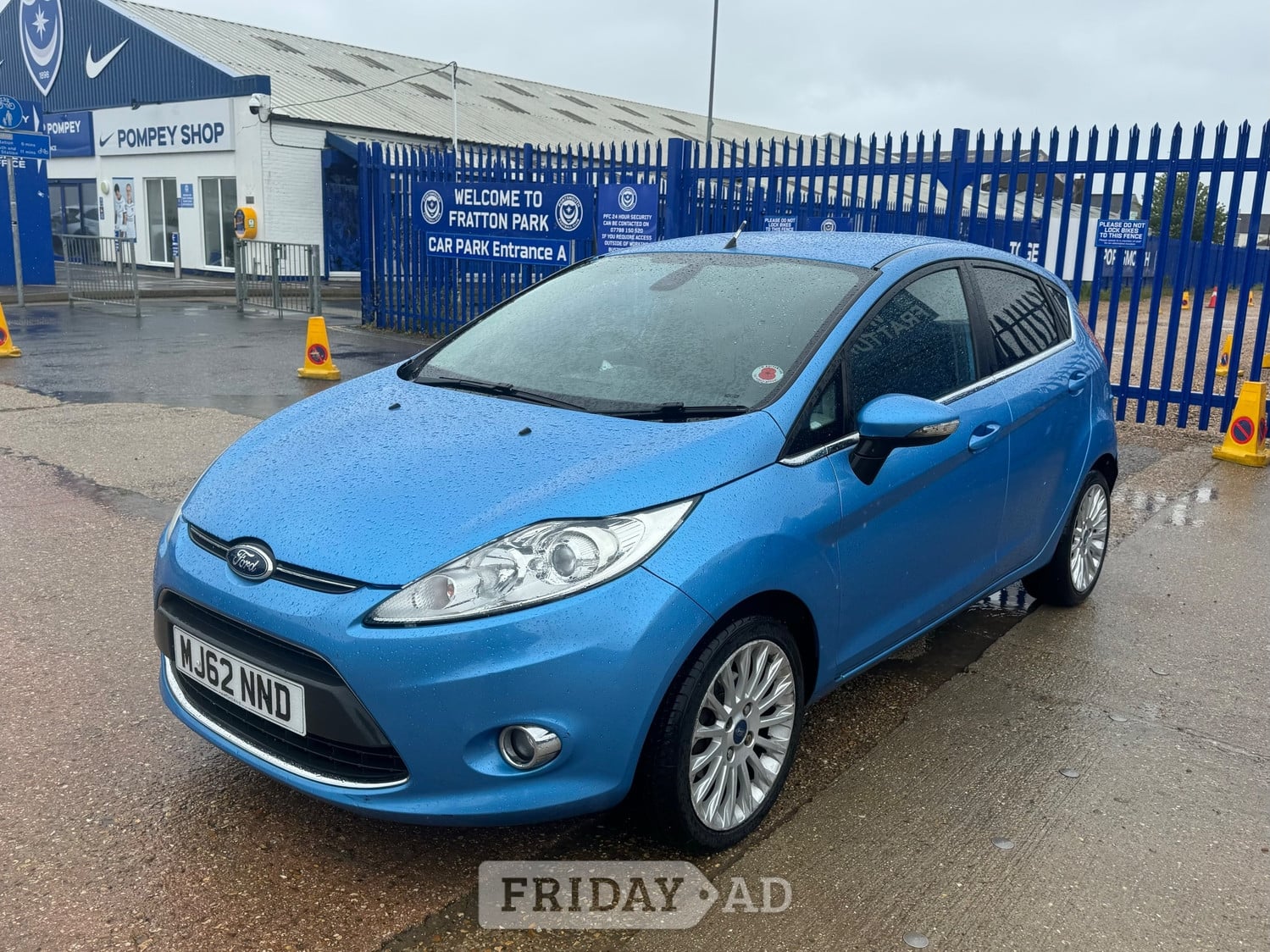 [ berth ]Ford Fiesta