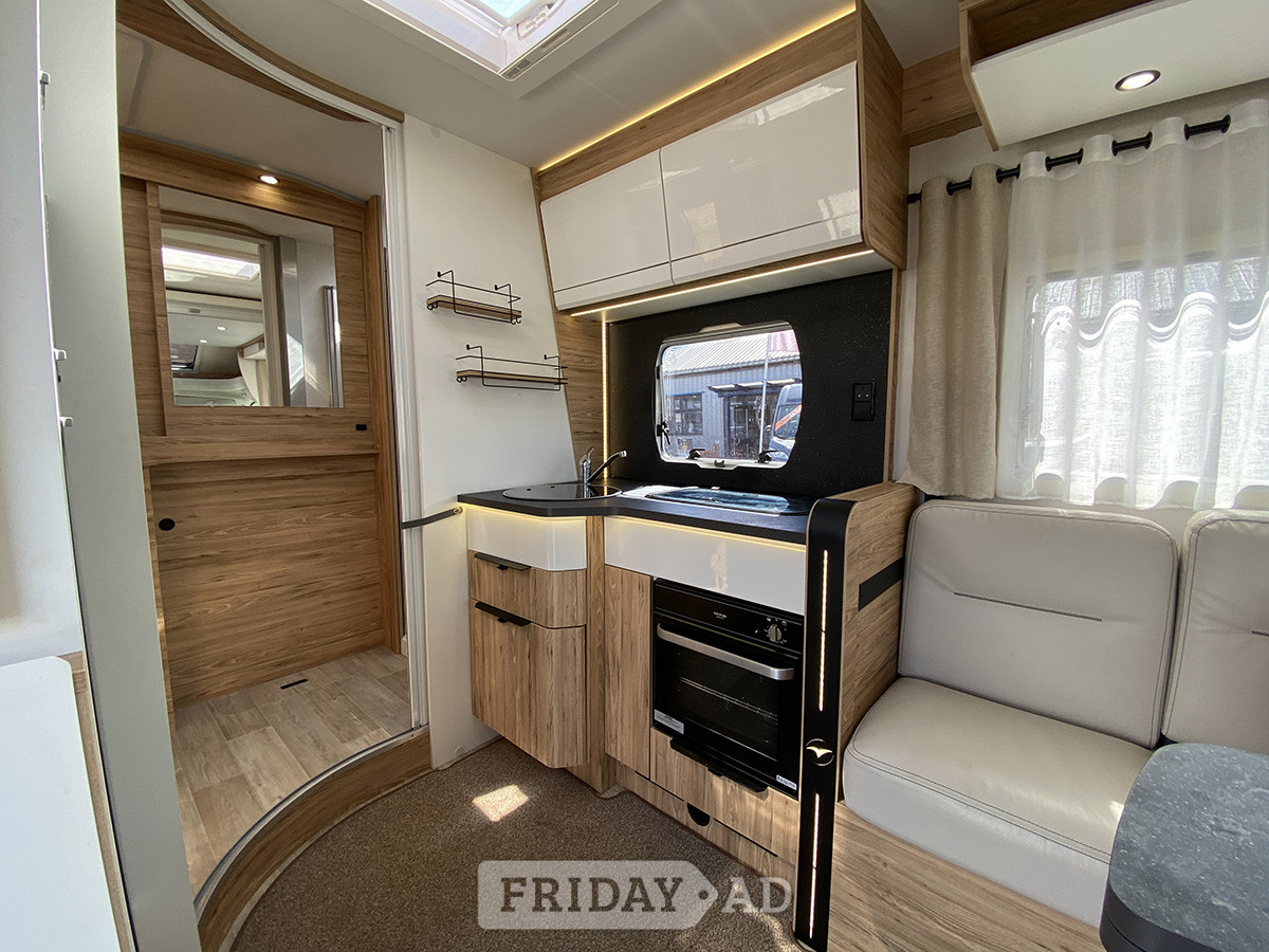 Pilote Pacific P696D Evidence 2023 for sale - Motorhomes & Caravans