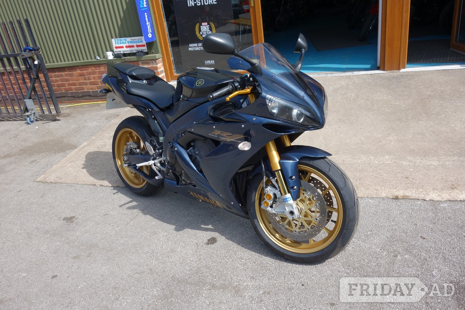 Yamaha YZF 2006 in Rugeley