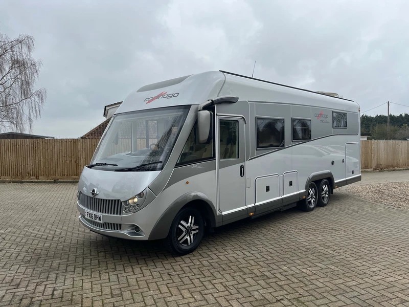 [4 berth ]Carthago Chic E-Line I 5.8 QB