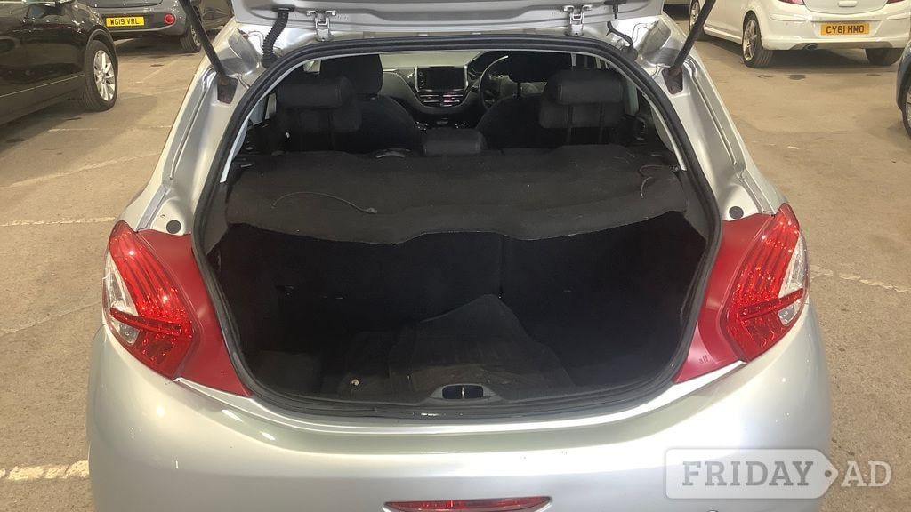 Peugeot 208 2014 - Cars