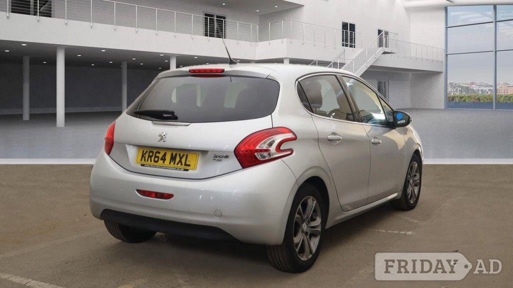 Peugeot 208 2014 - Cars in Pontypridd