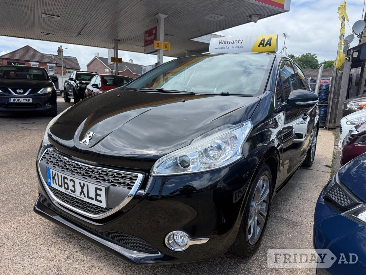 [ berth ]Peugeot 208