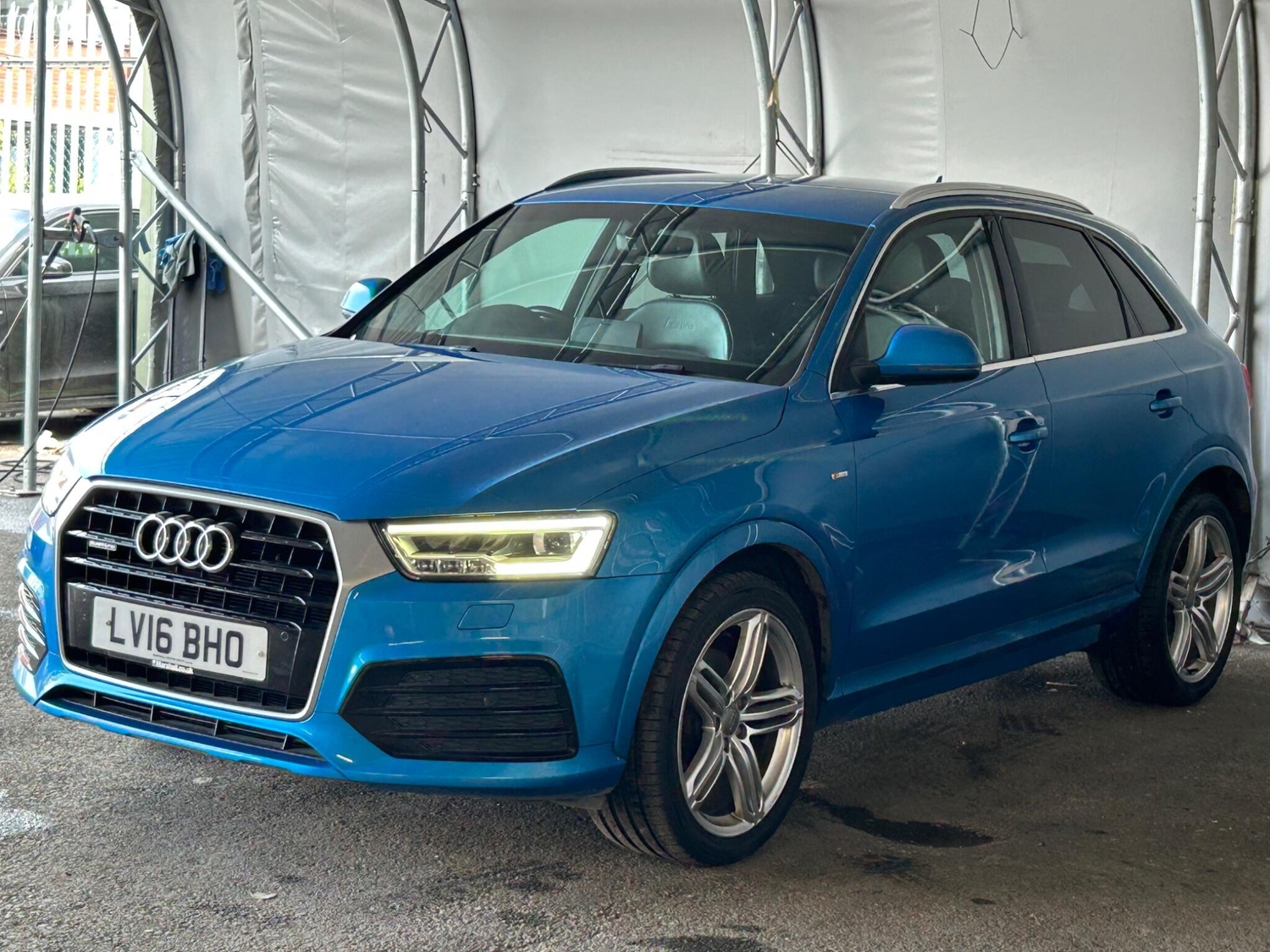 [ berth ]Audi Q3