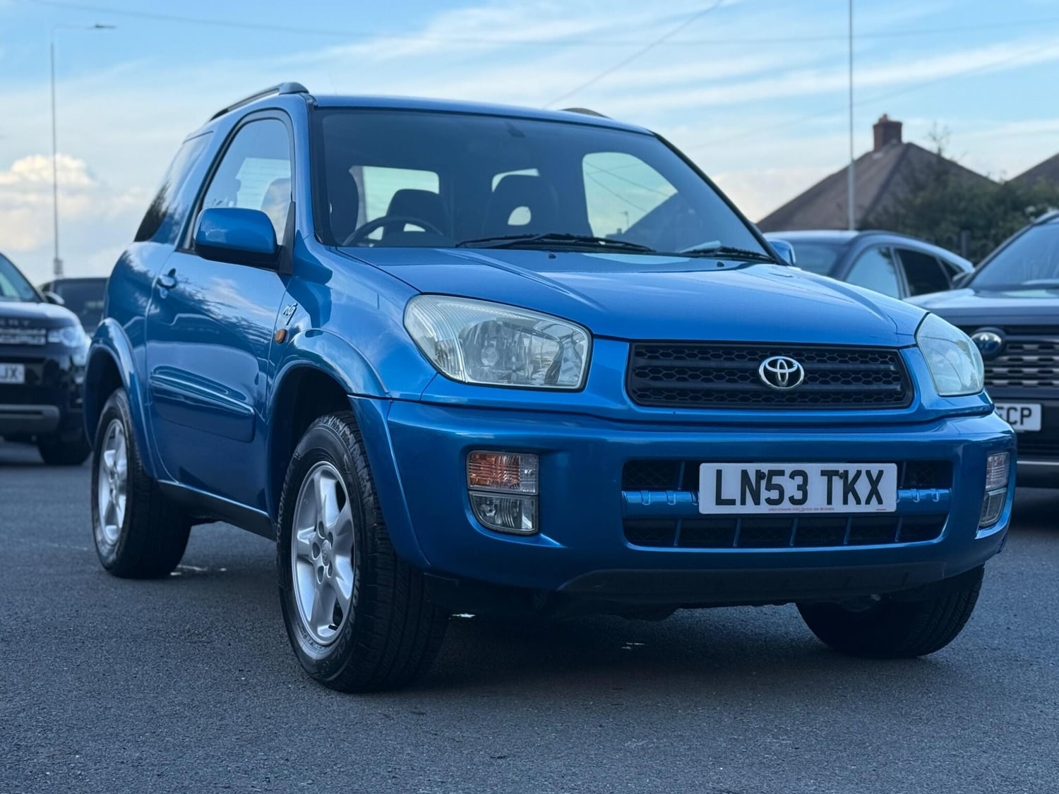 Toyota RAV4 2003 - Cars