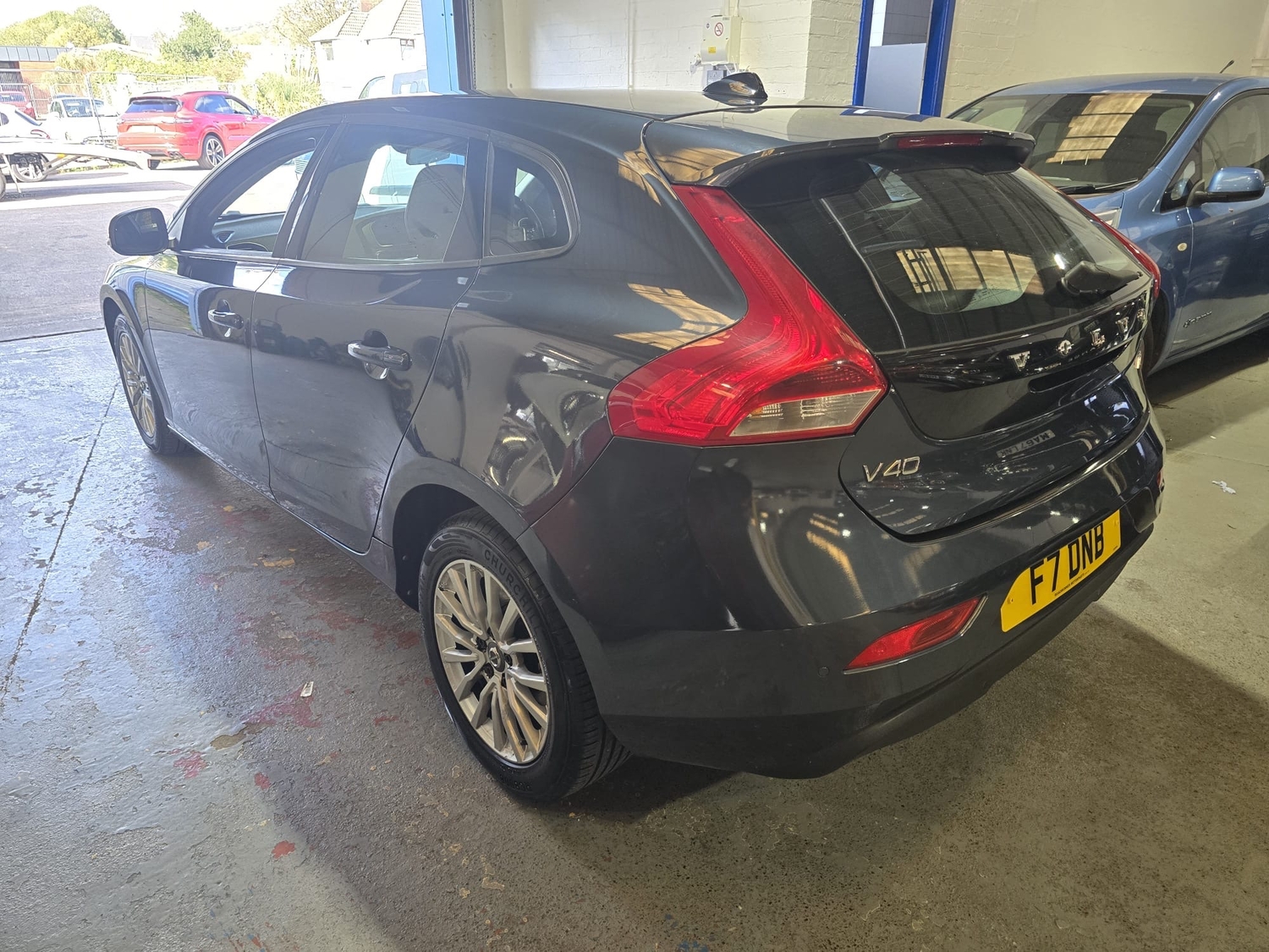 Volvo V40 2016 - Cars