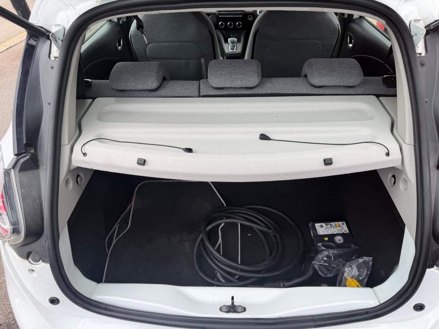 Renault Zoe 2020 - Cars