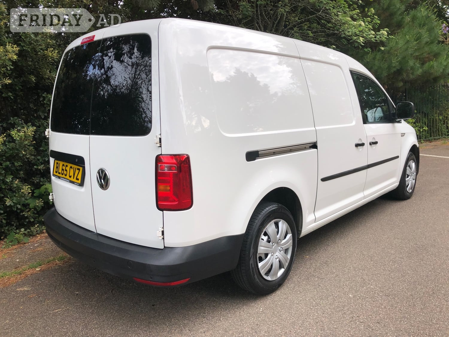 Volkswagen Caddy Maxi 2015 - Vans & Commercial Vehicles