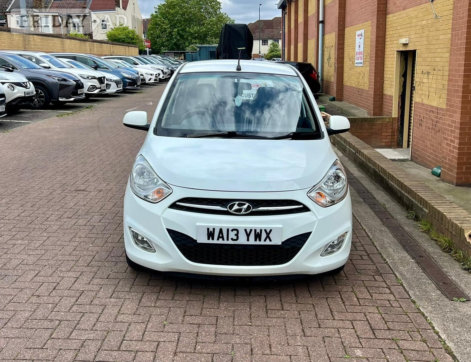 Hyundai i10 2013 - Cars