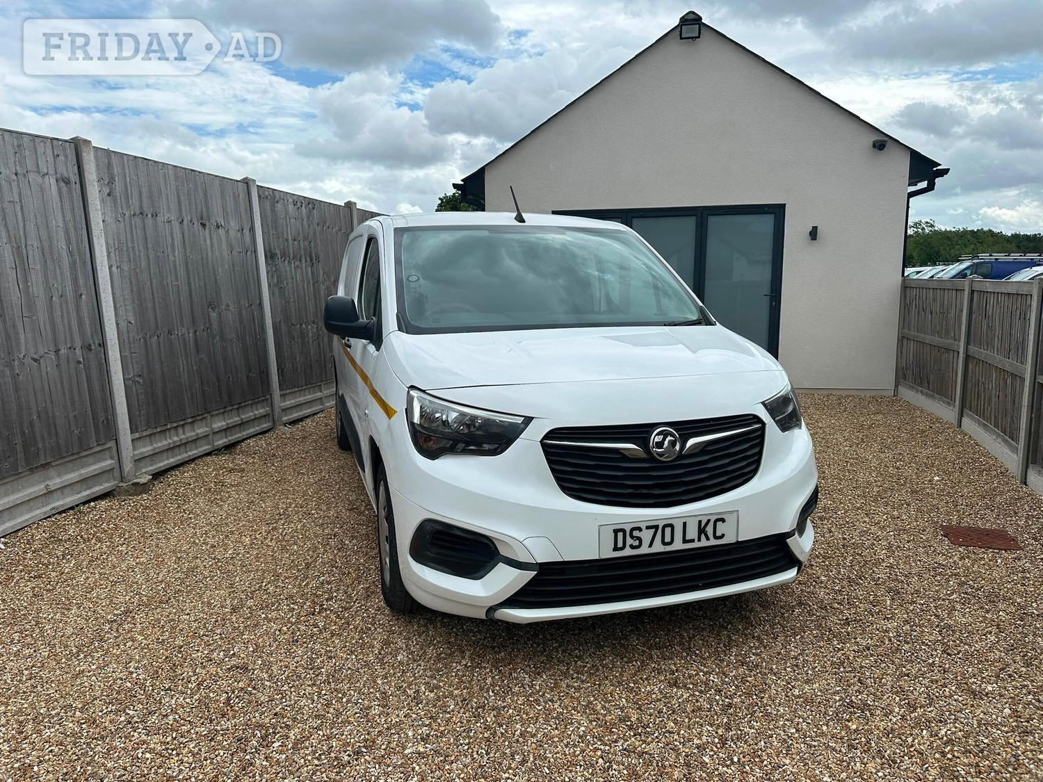 Vauxhall Combo 2020 - Vans & Commercial Vehicles