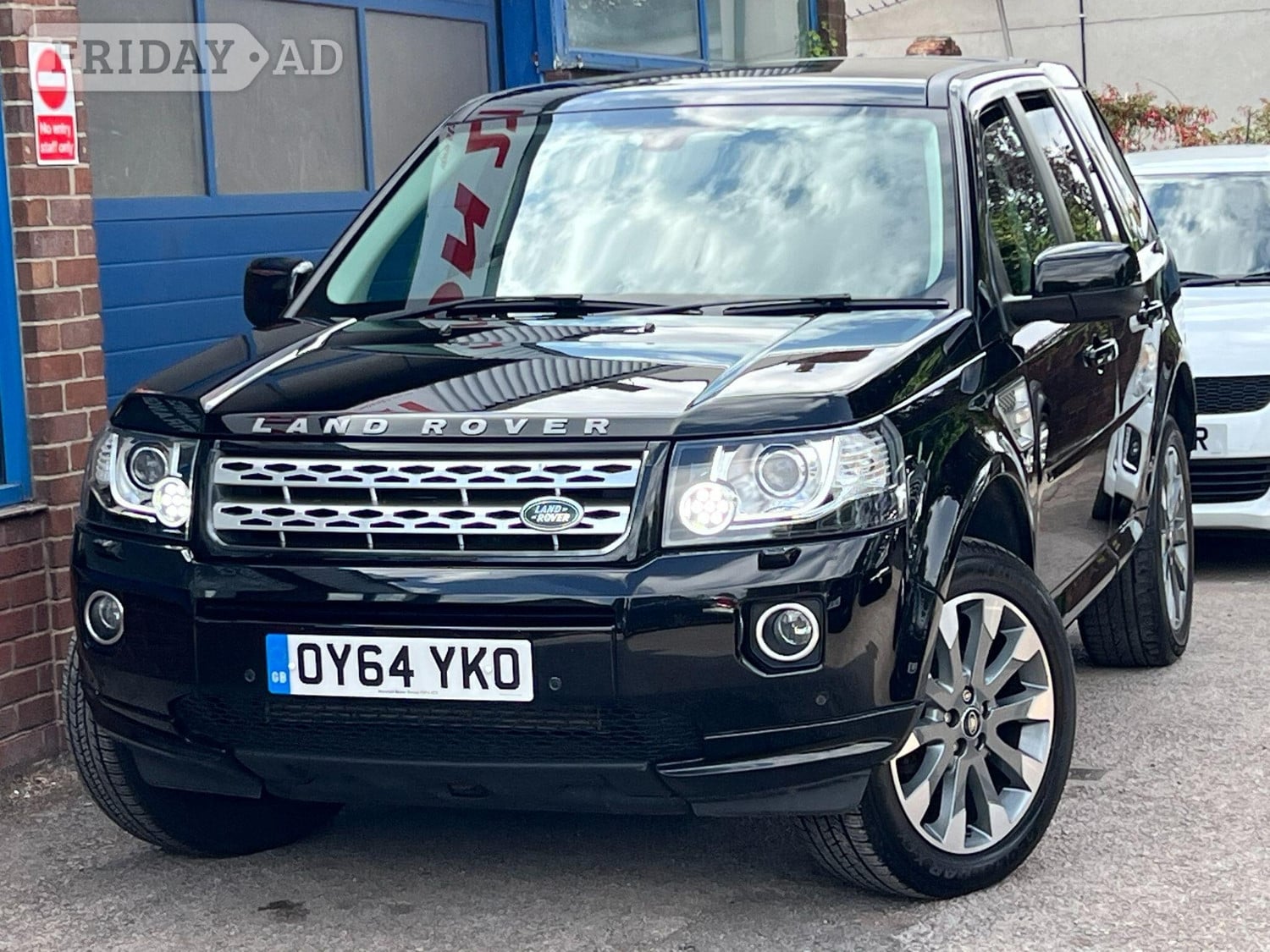 [ berth ]Land Rover Freelander 2