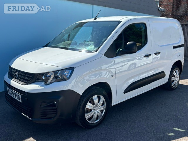 Peugeot Partner 2019 in Southampton