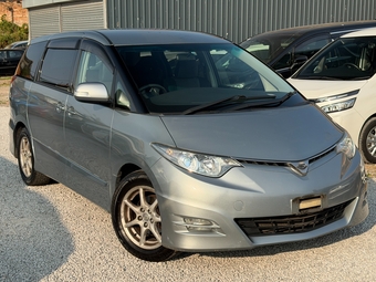 Toyota Estima 2006