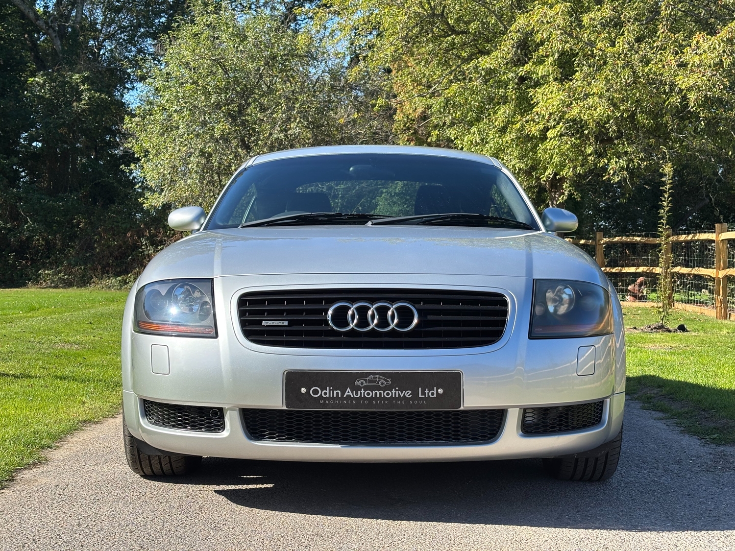Audi TT 2001 - Cars in Dorking