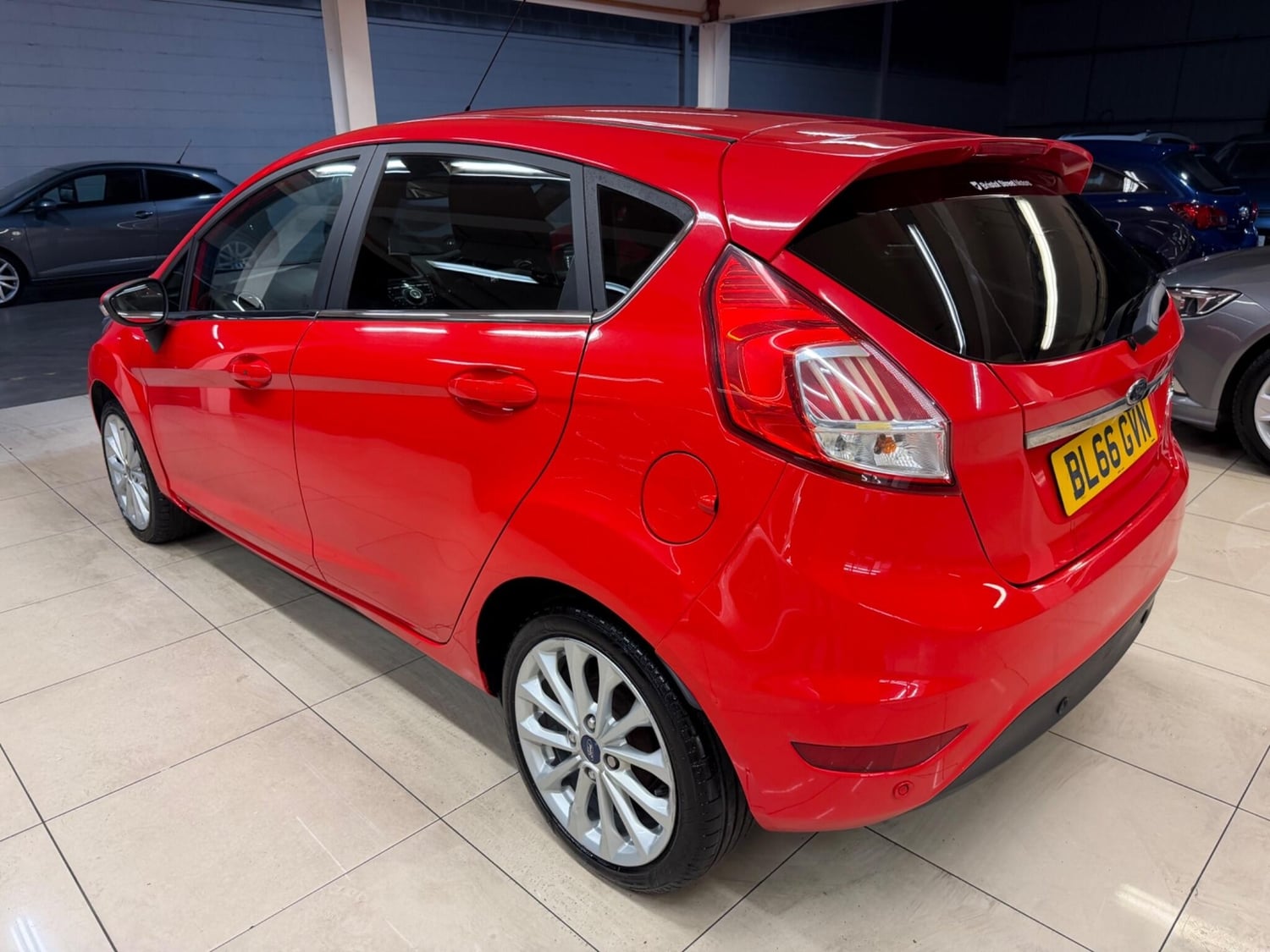 Ford Fiesta 2017 - Cars