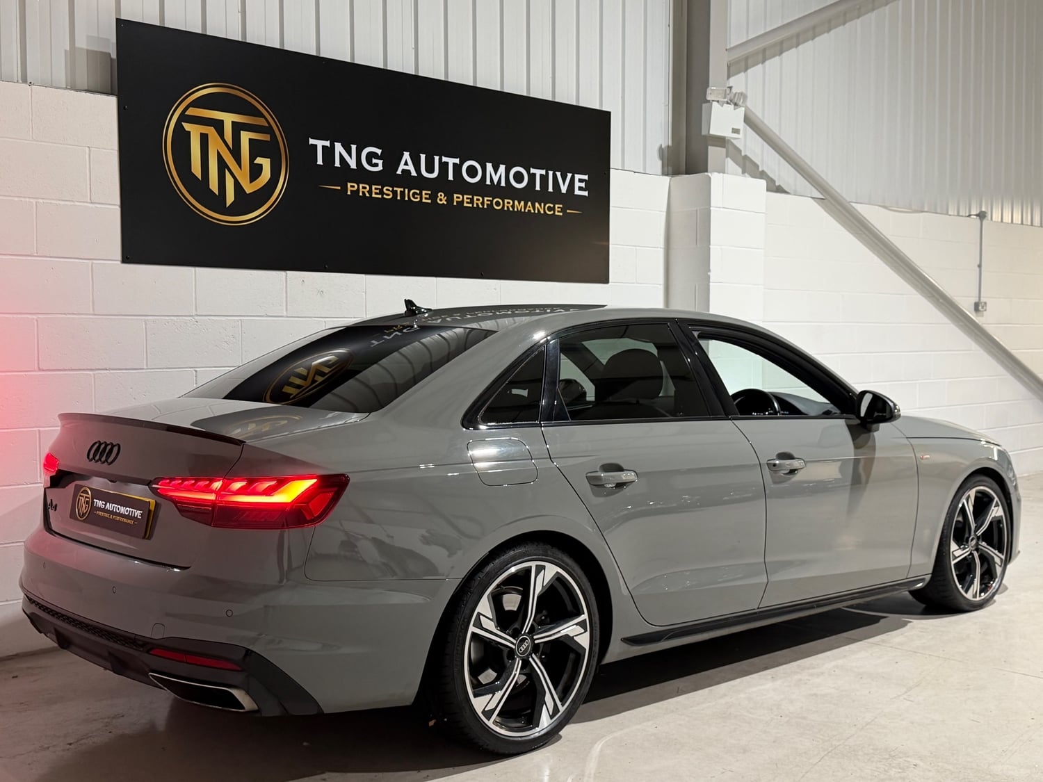 Audi A4 2022 - Cars in Croydon