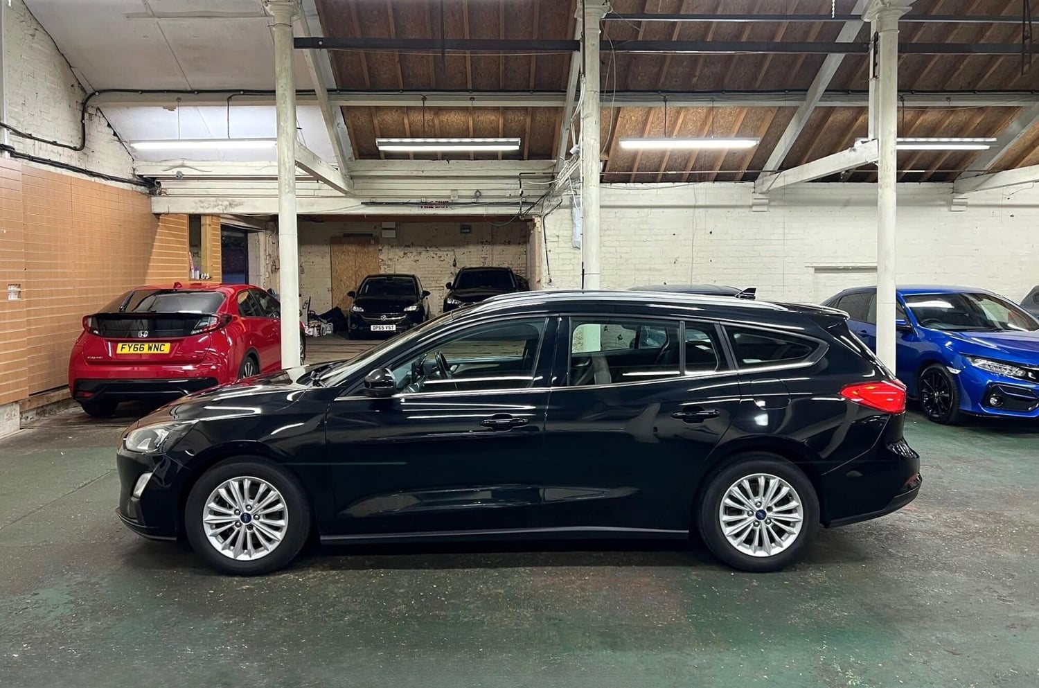 Ford Focus 2020 - Cars