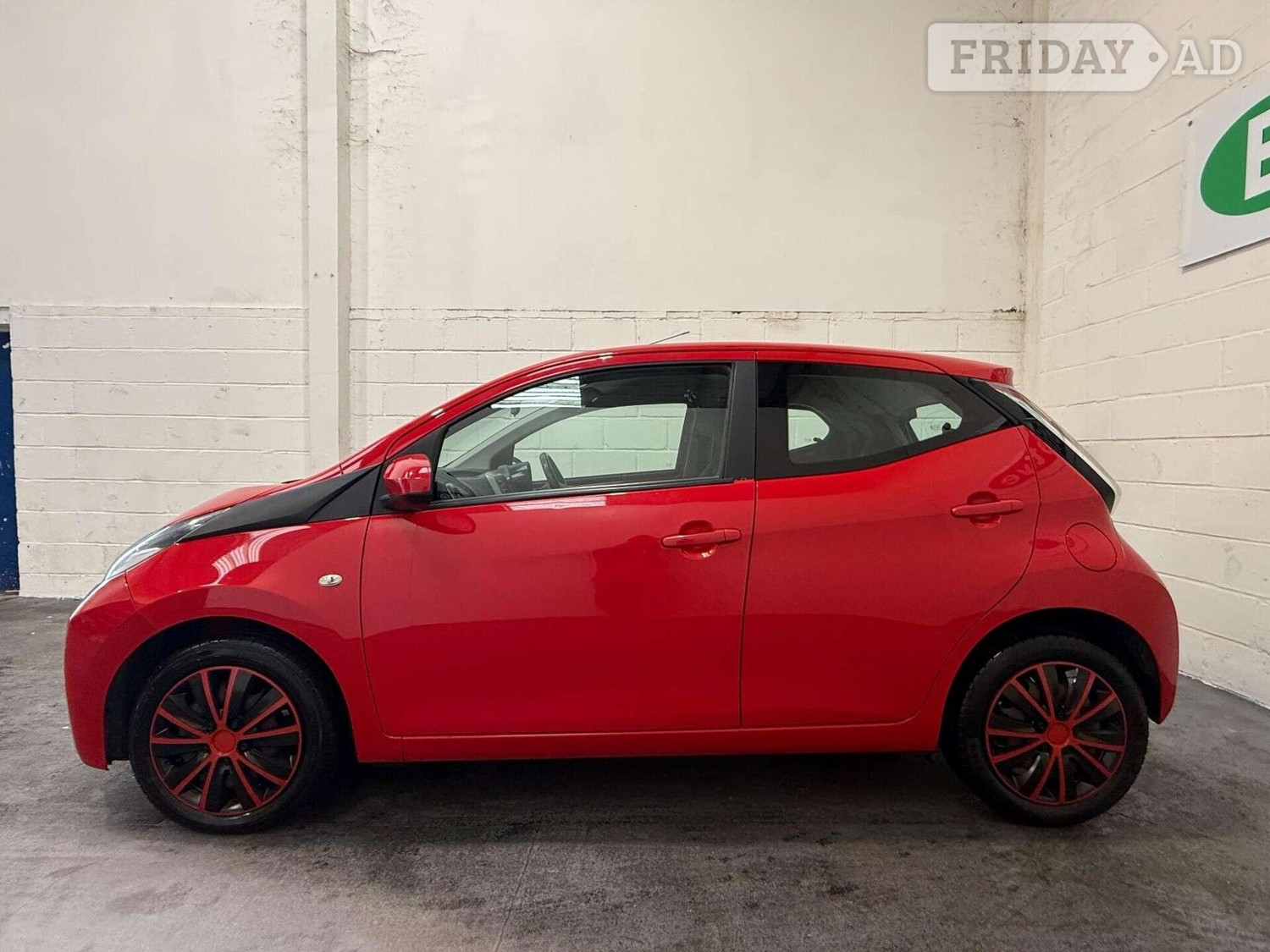 Toyota Aygo 2017 - Cars