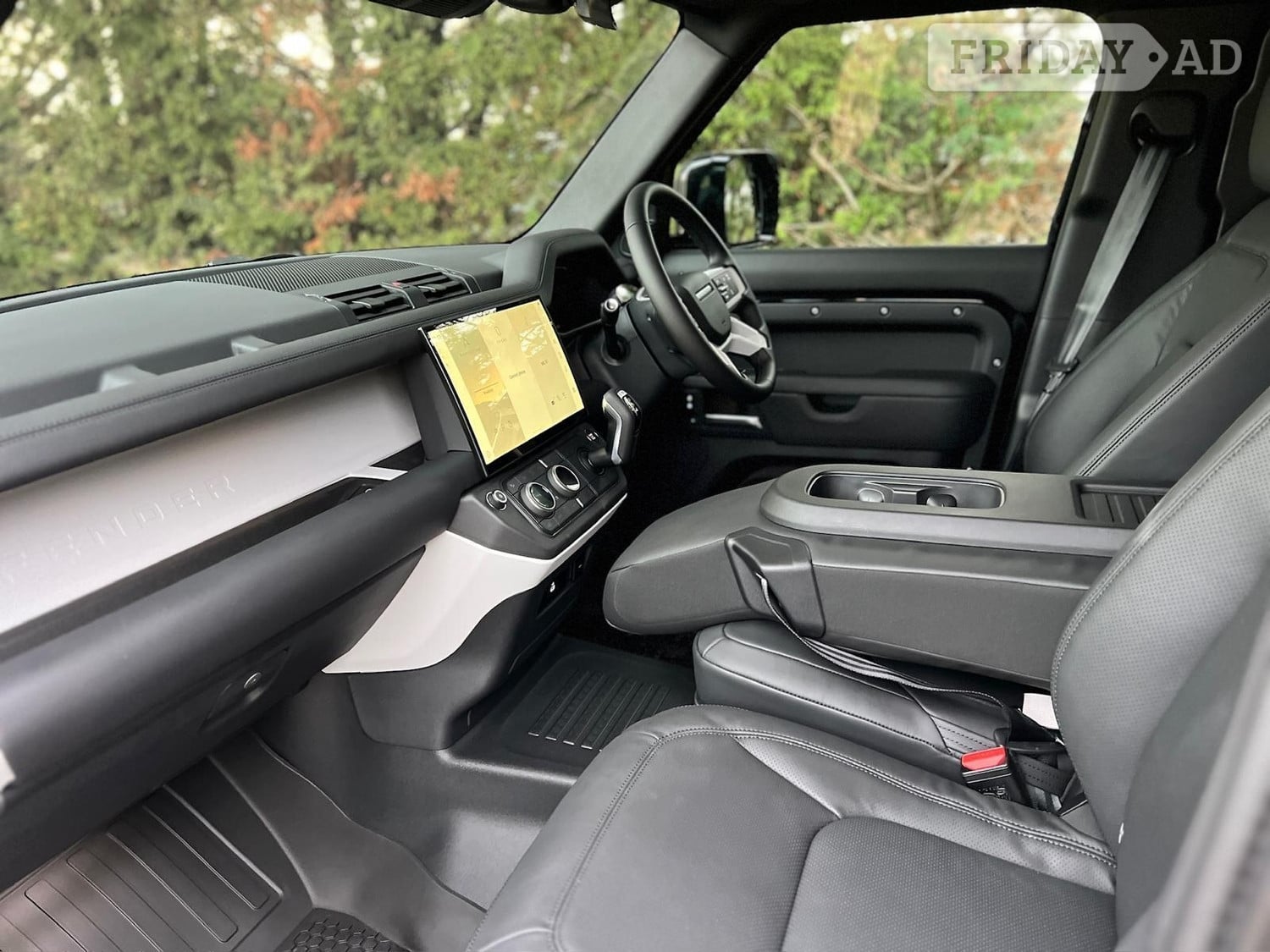 Land Rover Defender 110 2026 - Vans & Commercial Vehicles in Newbury