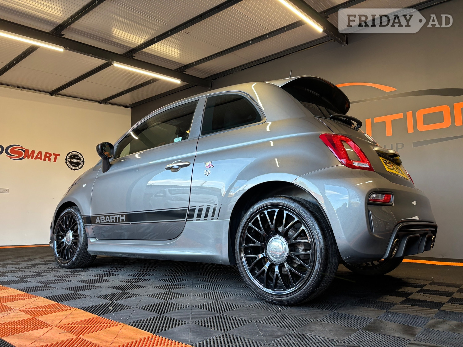 [ berth ]Abarth 595