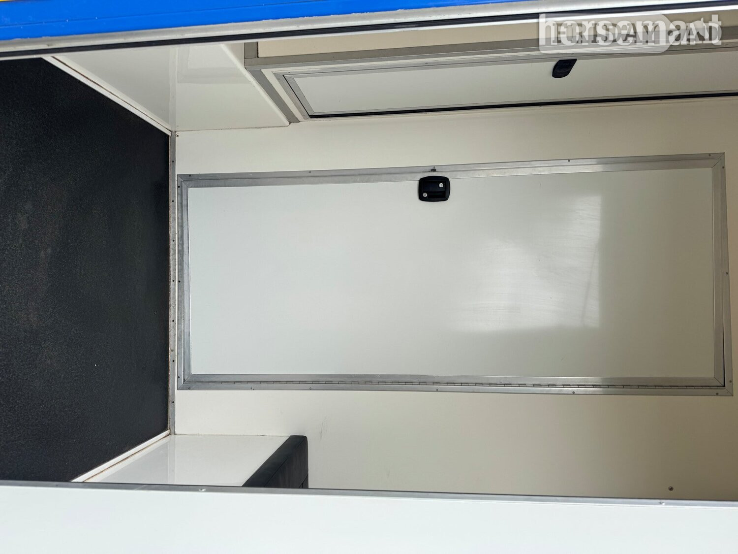 Alexanders Alexanders Renault Horsebox - Trailers & Horseboxes