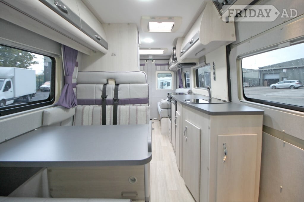 [4 berth ]Auto-Sleepers Fairford