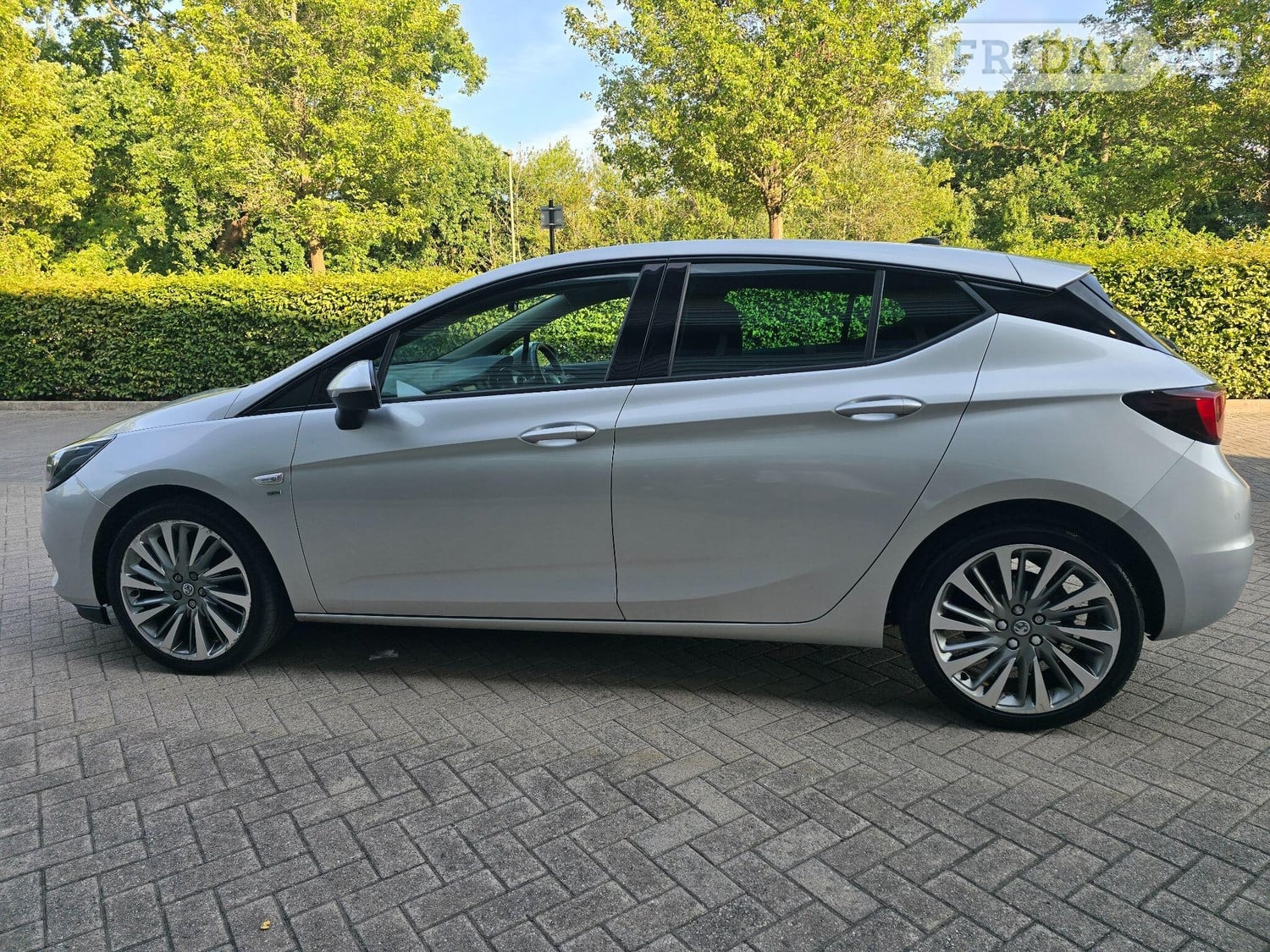 Vauxhall Astra 2020 - Cars in Camberley
