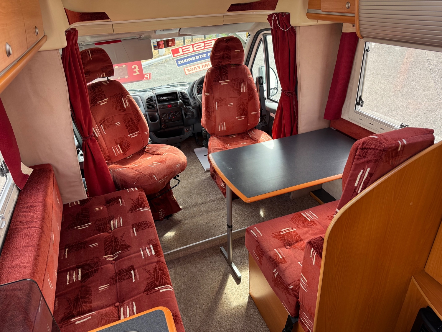 Pilote Pacific P3 2006 - Motorhomes & Caravans in Weston-Super-Mare