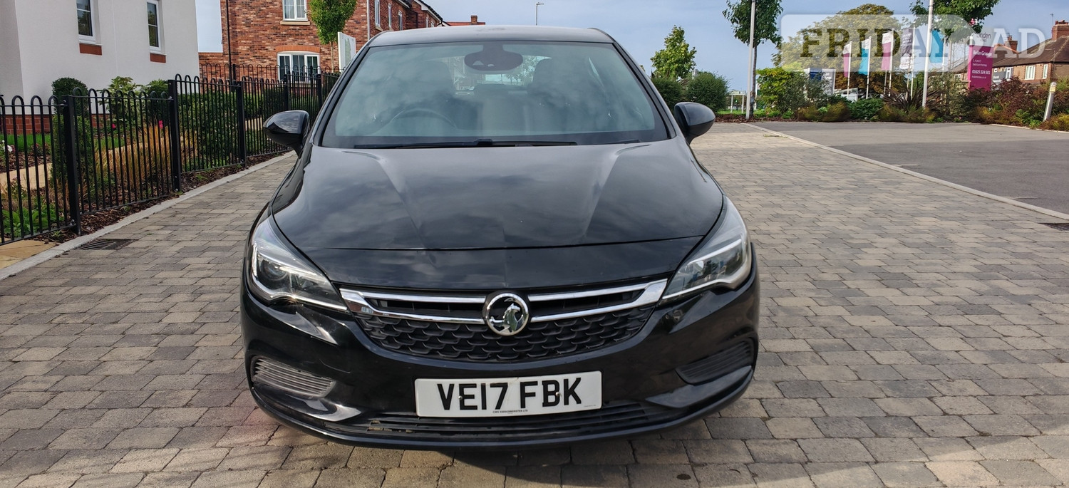 [ berth ]Vauxhall Astra