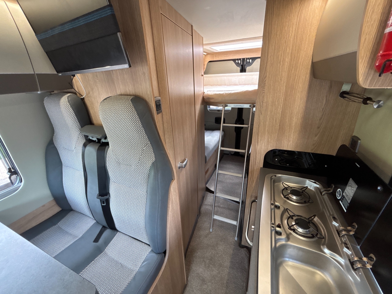 Auto-Trail V-Line 669 S 2023 - Motorhomes & Caravans