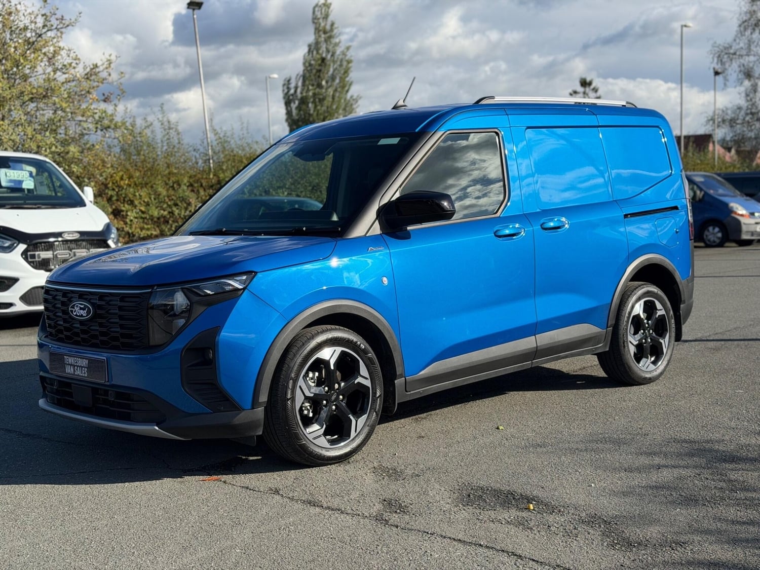 Ford Transit Courier 2024 - Vans & Commercial Vehicles in Tewkesbury