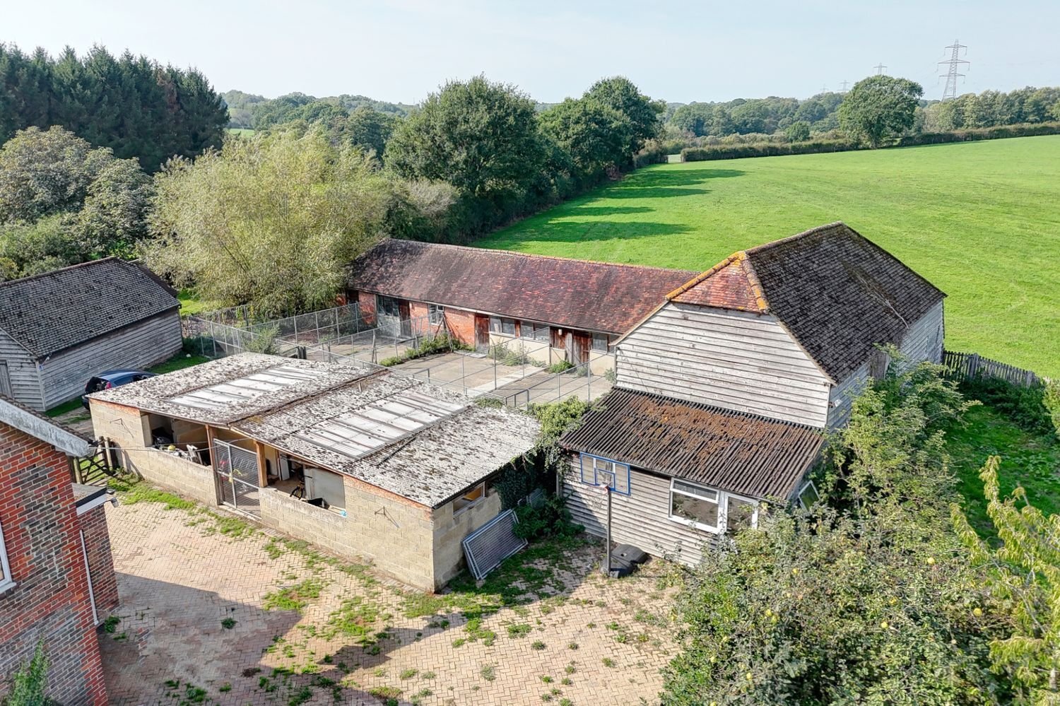 House Property for sale in Bodle Street Green -  in Bodle Street Green