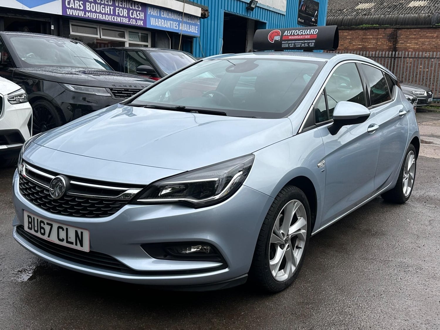 [ berth ]Vauxhall Astra