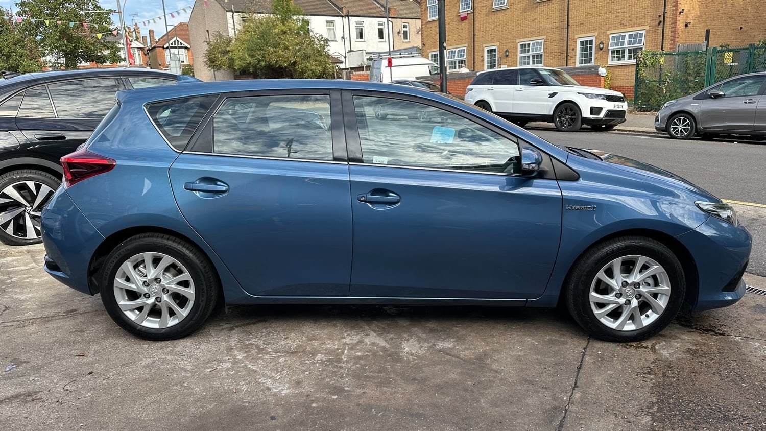 Toyota Auris 2018 - Cars