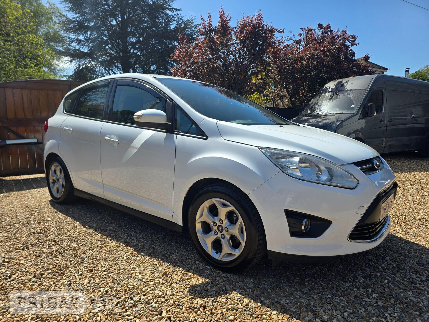 Ford C-MAX 2013 in Aldershot