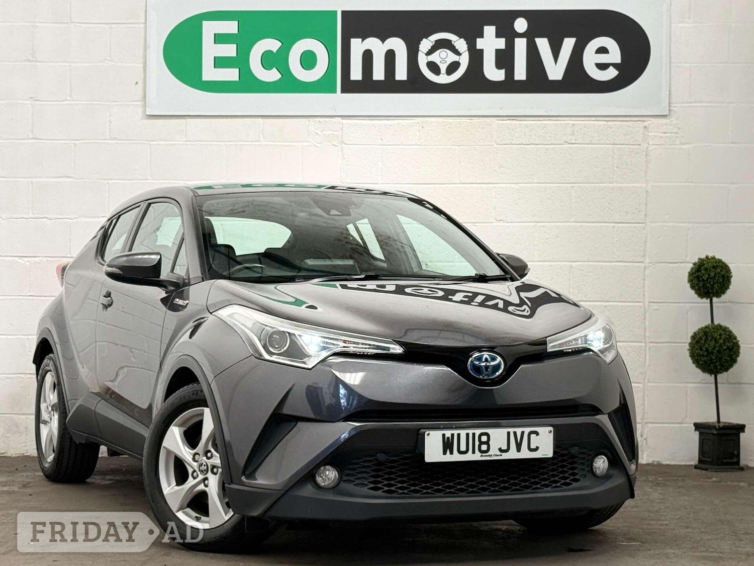 Toyota C-HR 2018 in Uxbridge