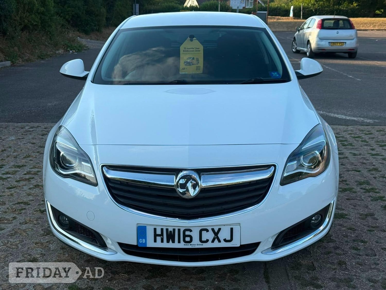 [ berth ]Vauxhall Insignia